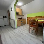 Apartmaji In Sobe Cuder בית הארחה 2*