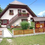 בית הארחה Apartmaji In Sobe Cuder 2*