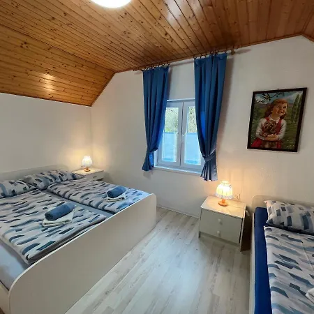 Apartmaji In Sobe Cuder Konukevi