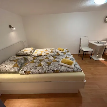 Konukevi Apartmaji In Sobe Cuder Soča