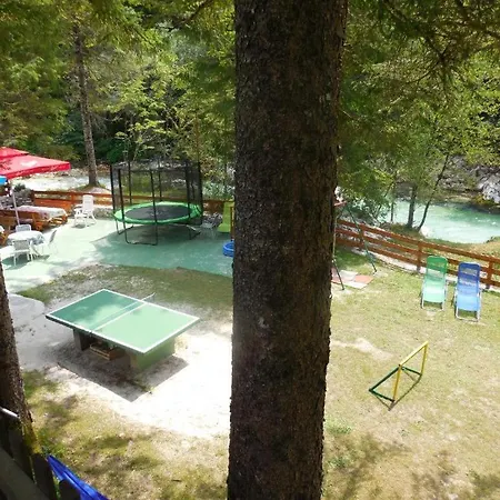 Apartmaji In Sobe Cuder 2* Soča