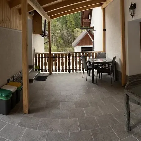 Apartmaji In Sobe Cuder 2* Soča
