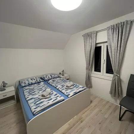 Konukevi Apartmaji In Sobe Cuder 2*