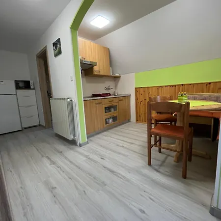 Apartmaji In Sobe Cuder Guest house 2*