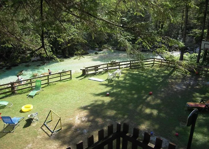 Apartmaji In Sobe Cuder Soča