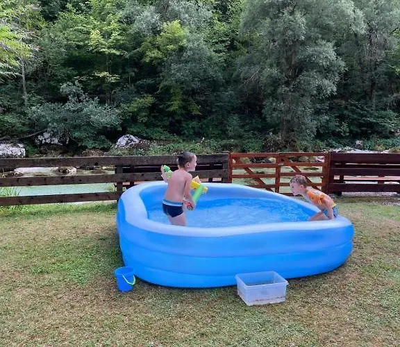 Apartmaji In Sobe Cuder Affittacamere